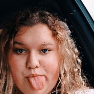 Meet your Posher, Katelynn